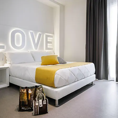 Szálloda Boat - The Original 3*