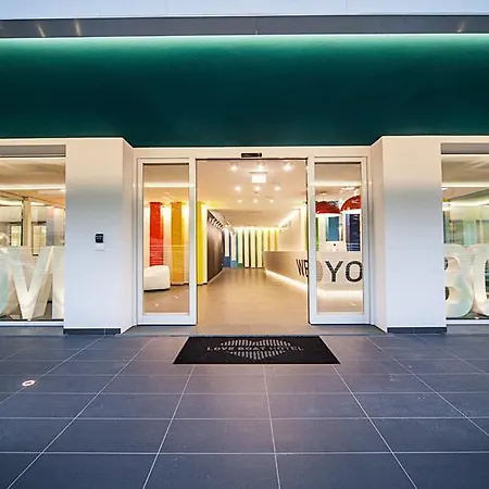 Boat - The Original Szálloda Riccione