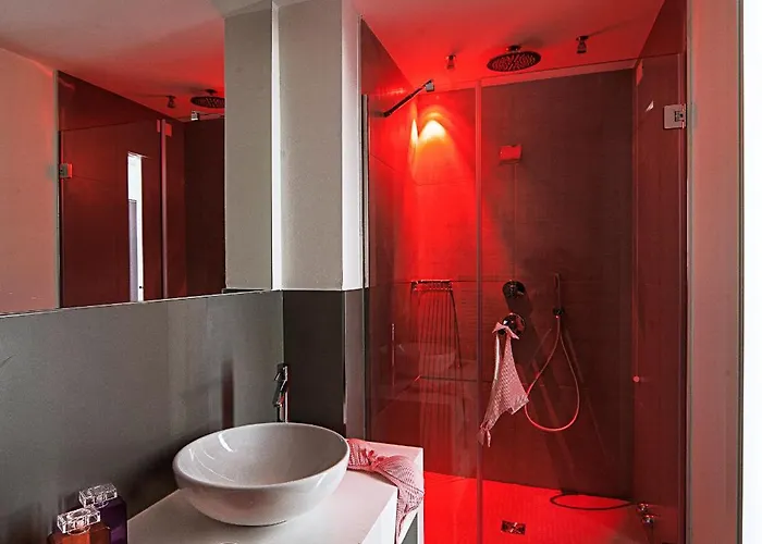 Boat - The Original 3* Riccione