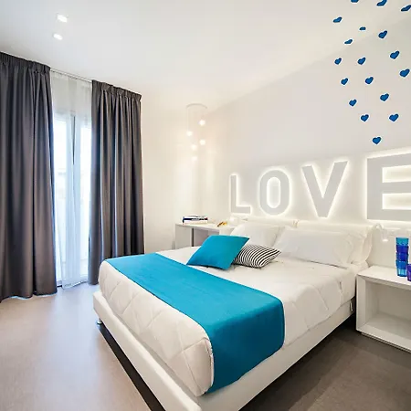 Hotel Love Boat Hotel