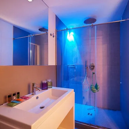 Boat - The Original 3*