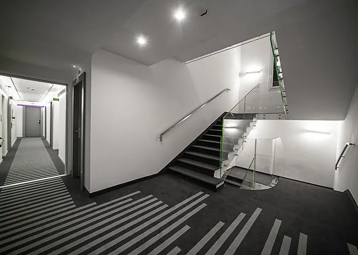 מלון Boat - The Original ריצ'יונה