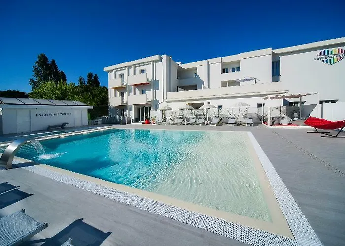 Boat - The Original מלון 3*